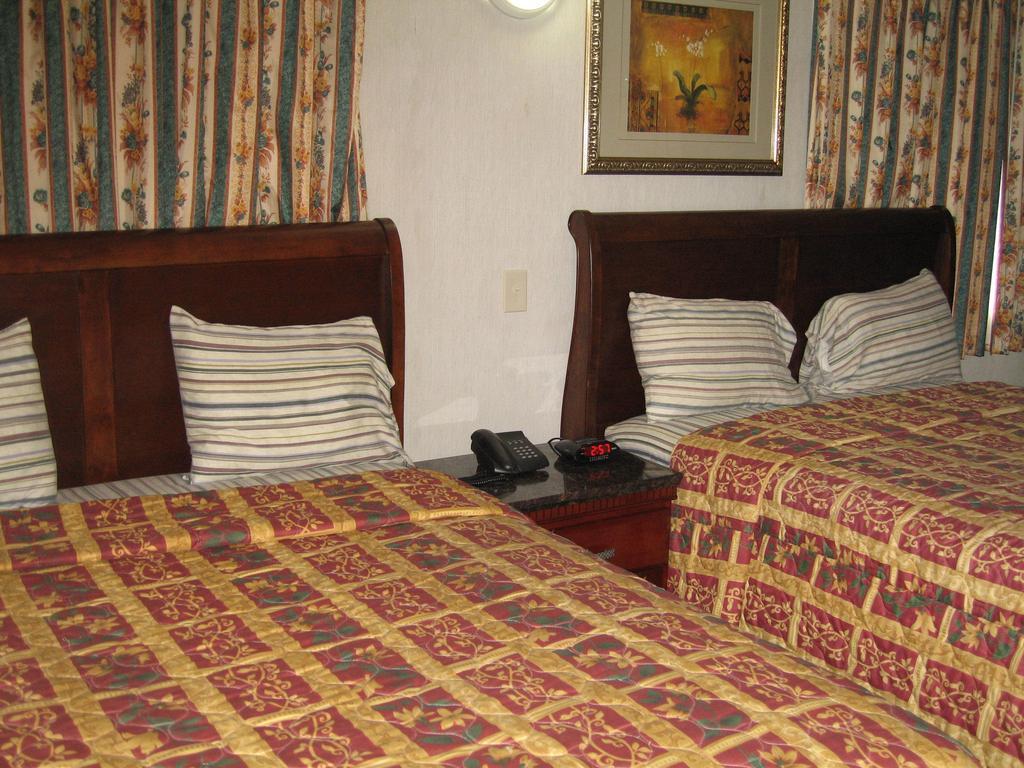 Royal Inn Motel 'לונג ביץ מראה חיצוני תמונה
